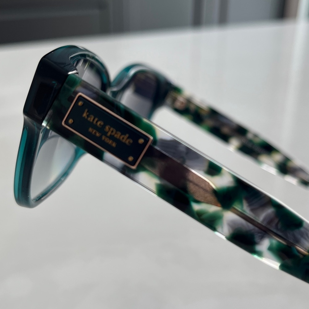 Kate Spade Trulee Sunglasses. Green, Square Frames, UV400. - Picture 14 of 15